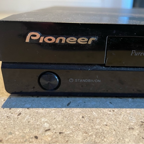 Pioneer DVD player with an assortment of DVD’s - Picture 2 of 6